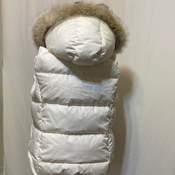 J CREW SIZE L DOWN PUFFER VEST CREAM IVORY WHITE WITH REAL FUR HOOD - Picture 2 of 12